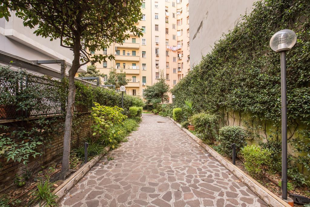 M&L Apartment - Caracalla Holiday Rome Luaran gambar